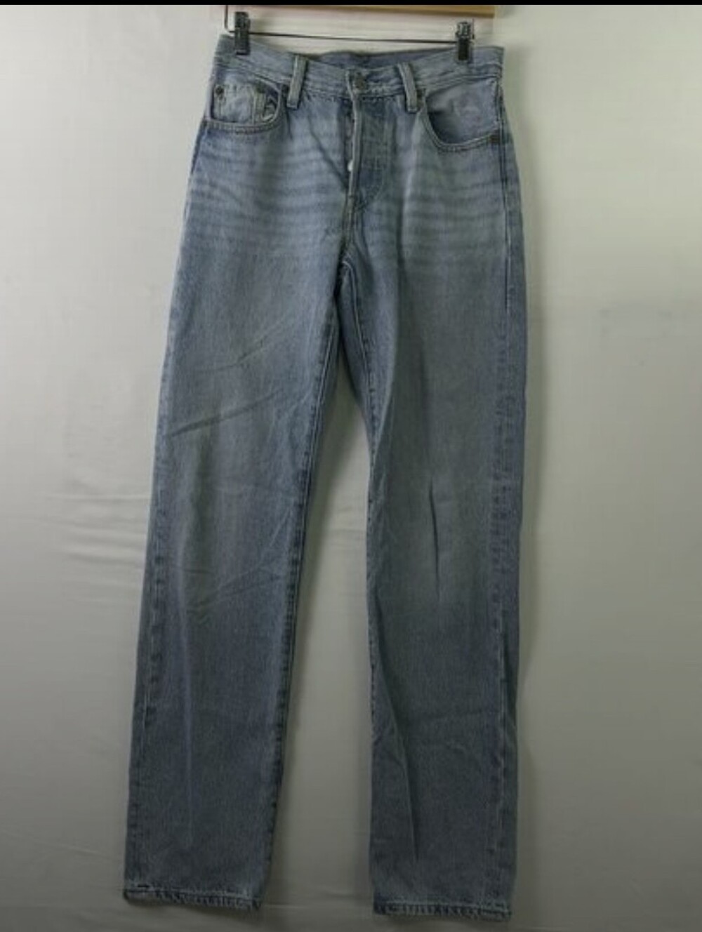 Levi's 501 90's Med Wash Straight Leg Jeans Medium Rise 25x32 Ret. $110